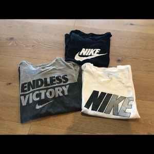 ⭐️3 NIKE SHIRTS⭐️